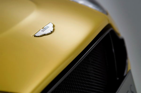 aston-martin-v12-vantage-s-6