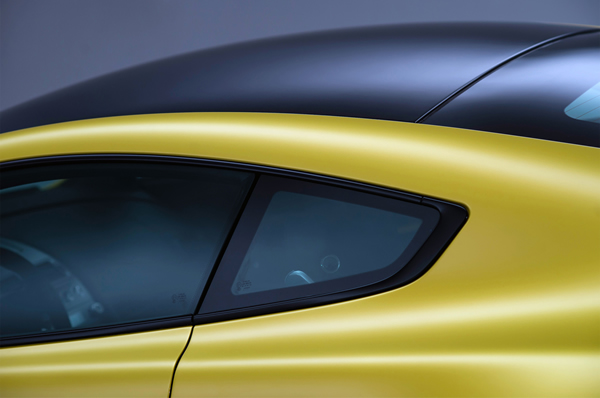 aston-martin-v12-vantage-s-9