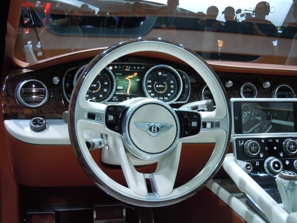 bentley-suv-2