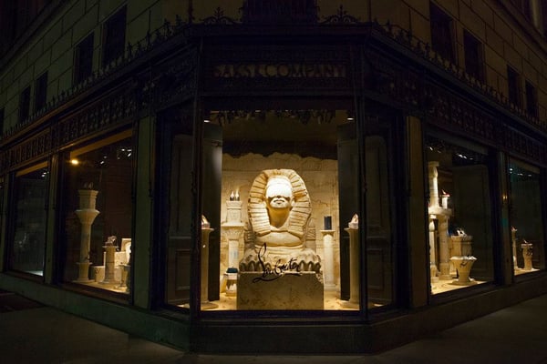 christian-louboutin-2013-windows-3