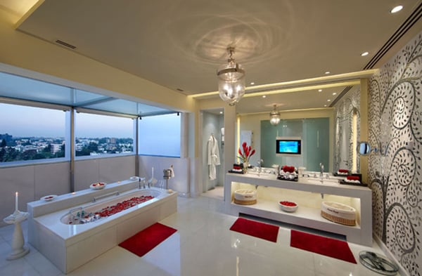 peacock-suite-presidential-suite-luxury-bath