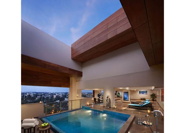 peacock-suite-presidential-suite-plunge-pool