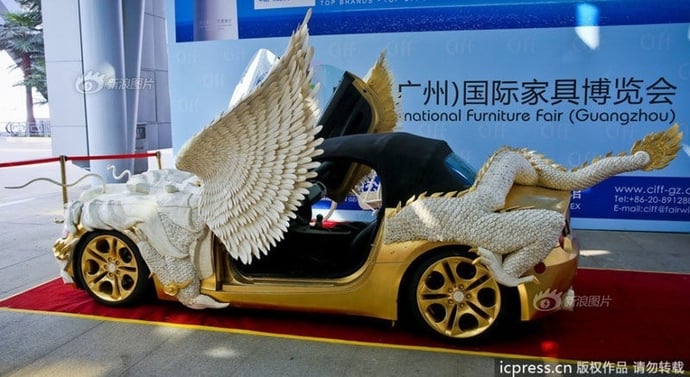 gold-bmw-z4-dragon-2