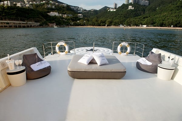 moet-chandon-ice-imperial-boat-2