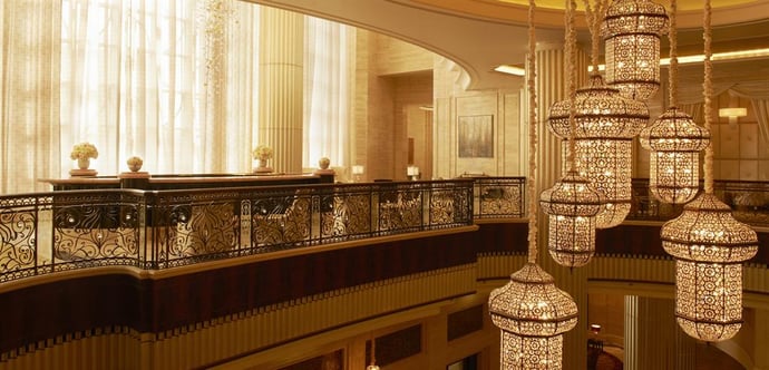 crystal-lounge