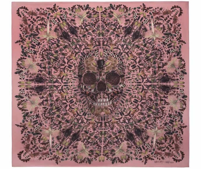 damien-hirst-alexander-mcqueen-skull-scarf-2