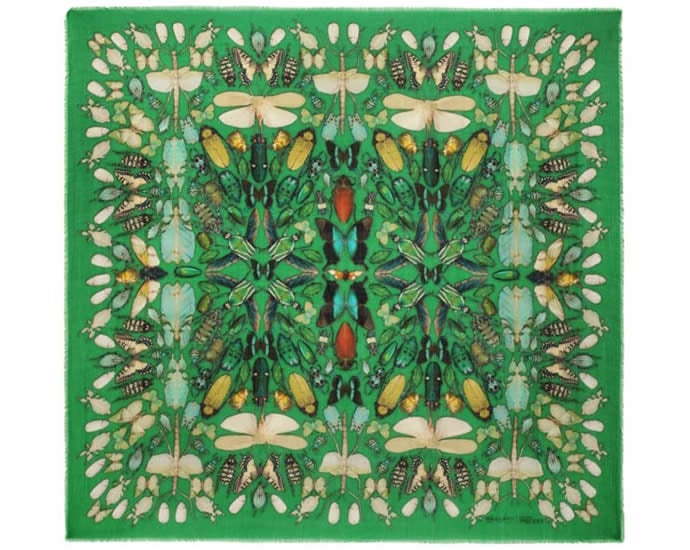 damien-hirst-alexander-mcqueen-skull-scarf-3