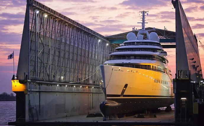 azzam-yacht-3