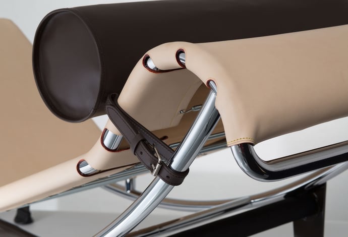 cassina-lc4-lv-5
