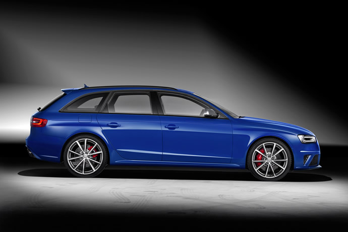 audi-rs4-avant-4