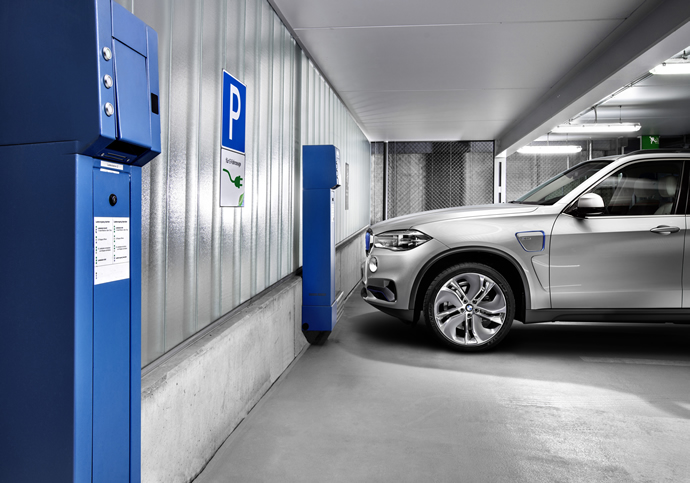 bmw-concept-x5-edrive-17