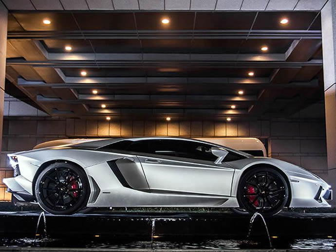 lamborghini-aventador-jackie-chan-edition-1