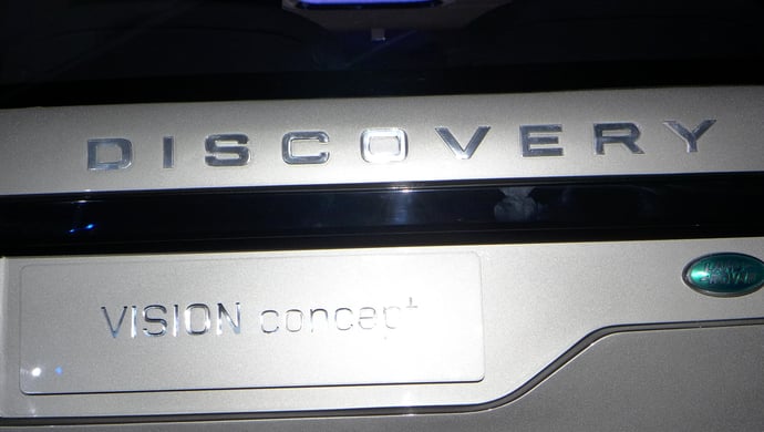 land-rover-discovery-vision-concept -13