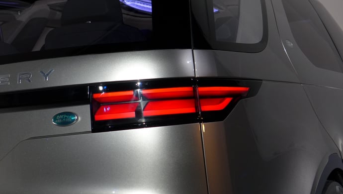 land-rover-discovery-vision-concept -7