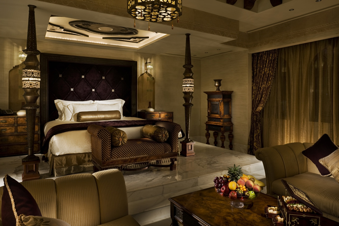 royal-villa-sharq-village-2