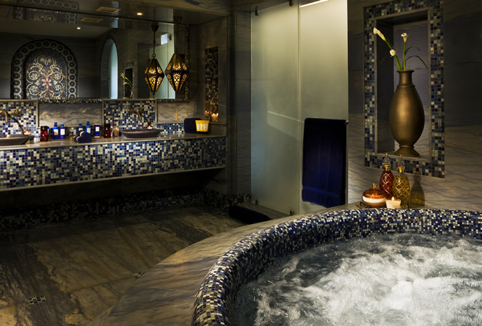 royal-villa-sharq-village-3