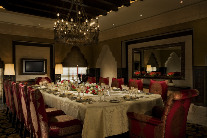 royal-villa-sharq-village-4