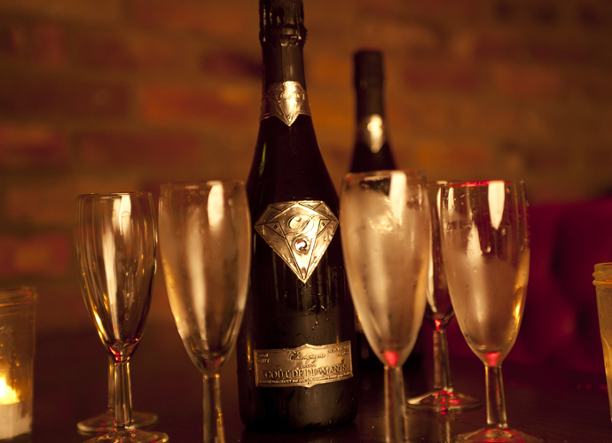 Goût de Diamants, Taste of Diamonds
