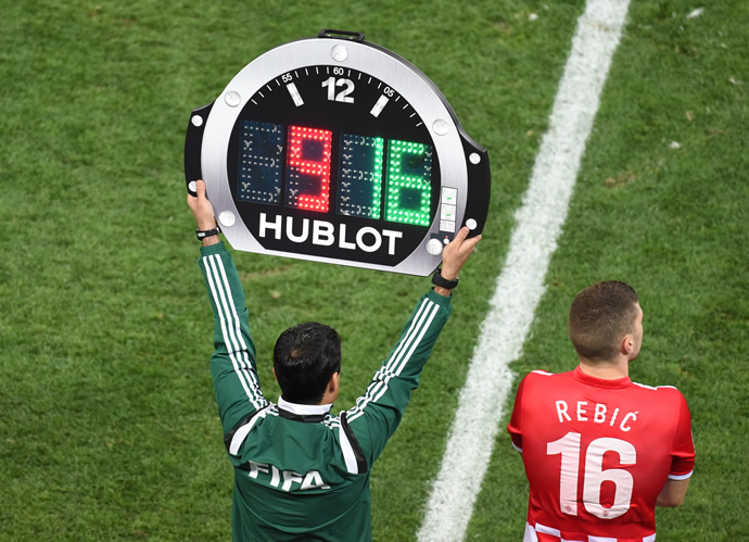 hublot-referee-board-6