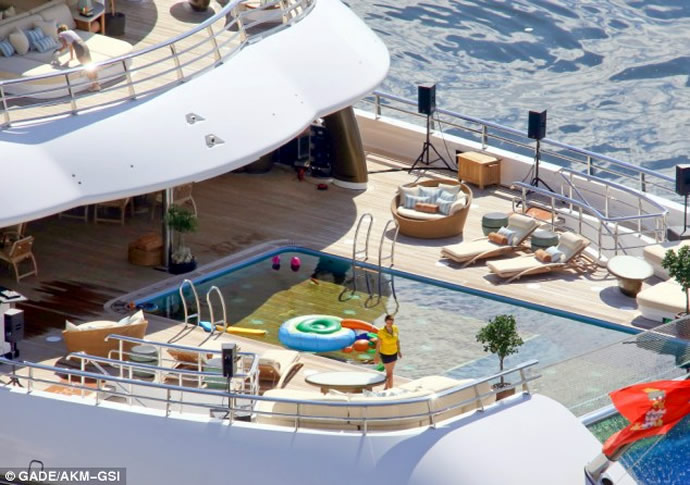 topaz-yacht-3