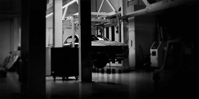 aston-martin-lagonda-super-saloon-2