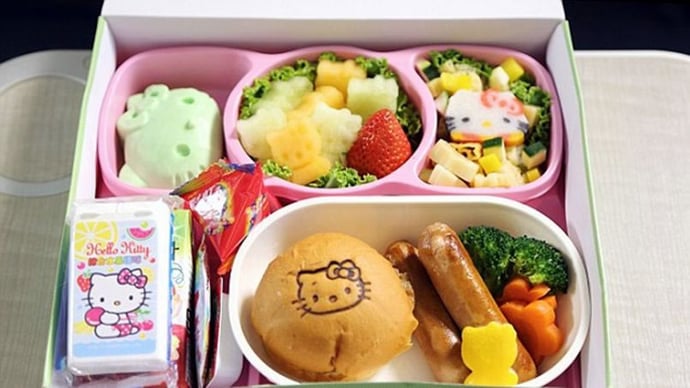 eva-air-hello-kitty-4