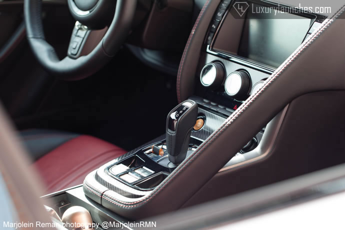 jaguar-f-type-r-coupe-012
