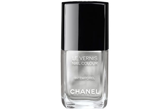 chanel-2-55-bag-makeup-collection-3