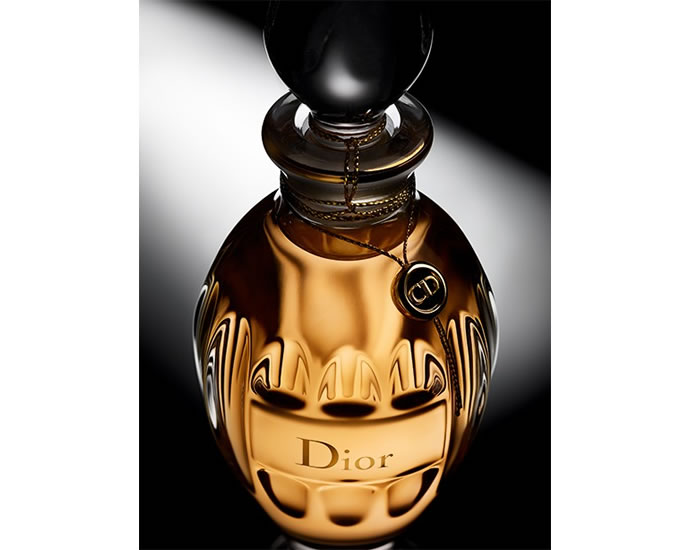 Dior brings back their iconic perfume bottle: the Amphora