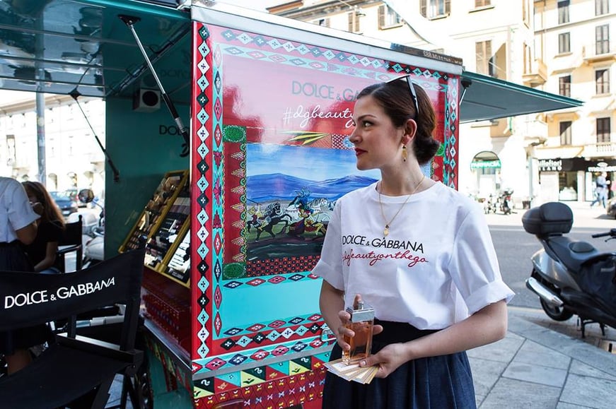 dolce-and-gabanna-rickshaw-3