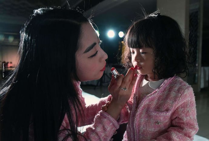 mum-gifts-two-year-old-daughter-$200,000-wardrobe-4