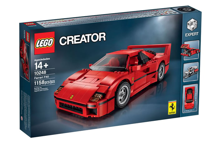 Lego-Ferrari-F40-4