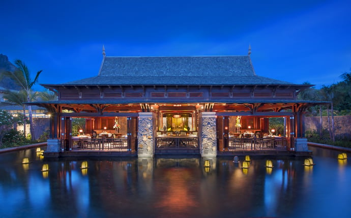 st-regis-mauritius-Floating Market