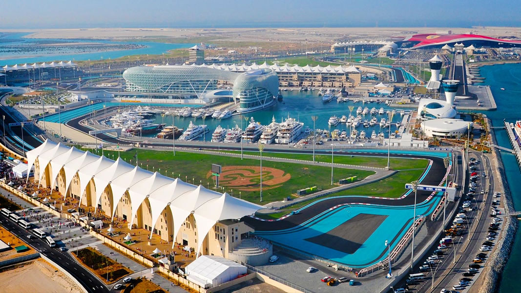 Abu-Dhabi_ Yas-Island-2