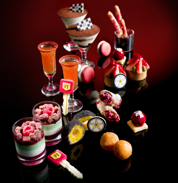 Ritz-Carlton-Hong-Kong-Red-Afternoon-Tea