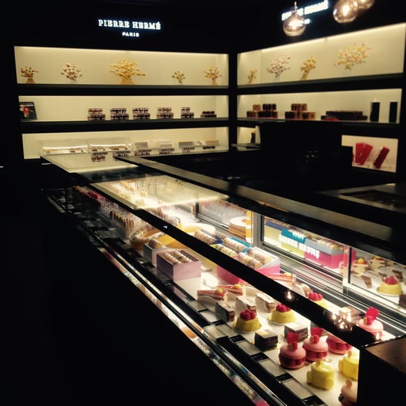 Pierre Hermé Paris boutique