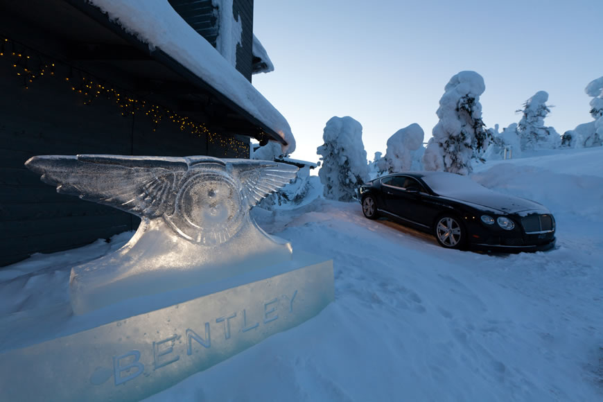 Bentayga makes Power on Ice Debut  (6)