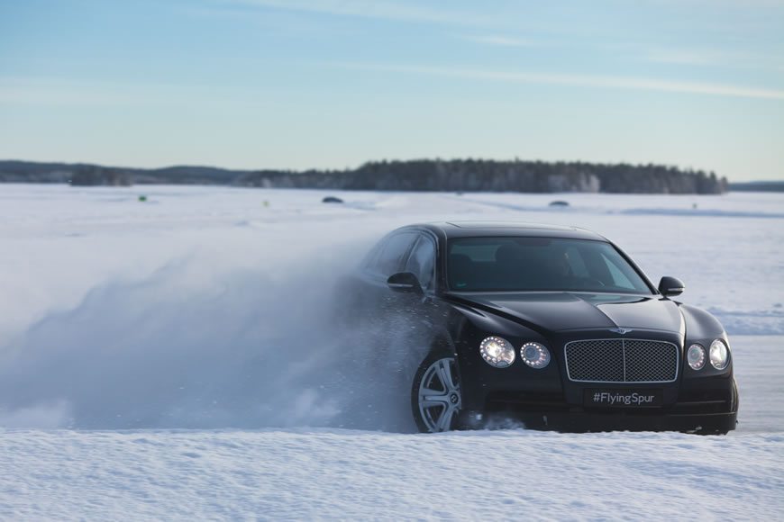 Bentayga makes Power on Ice Debut  (9)