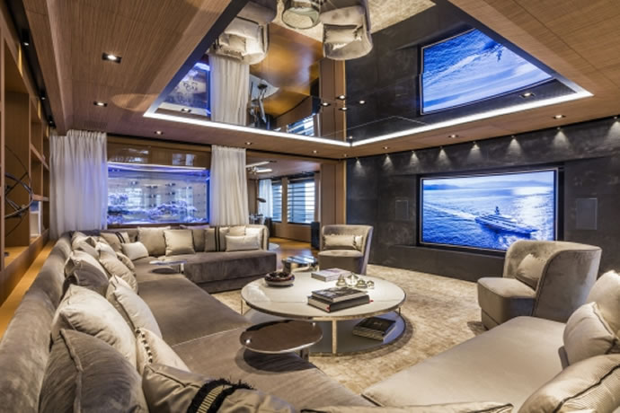 Monaco Yacht Show 4