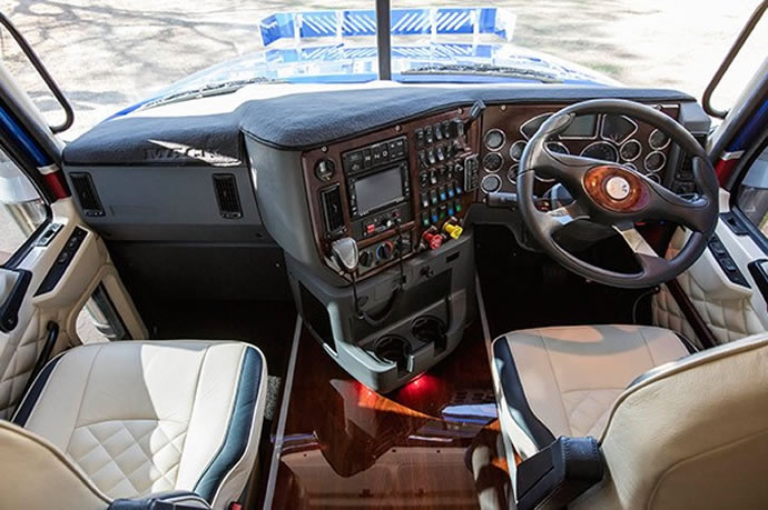 Sultan-of-Johor--Mack- 4
