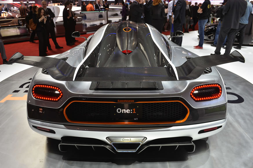 07-koenigsegg-one1-geneva-1