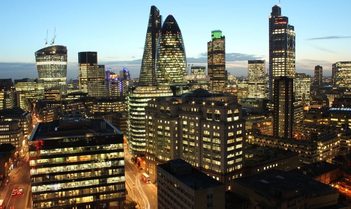 London-Financial-district-skyline-1020x610