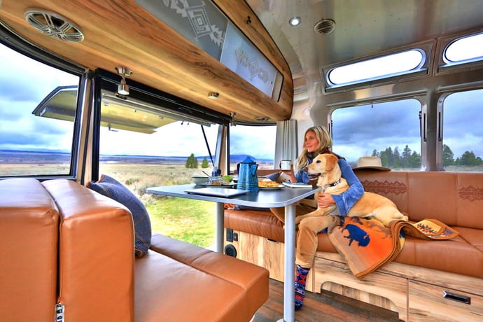 Airstream (2)