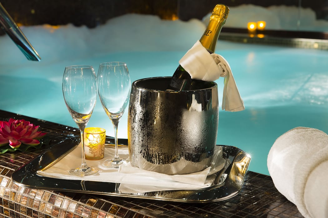 RELAXATION POOL 3