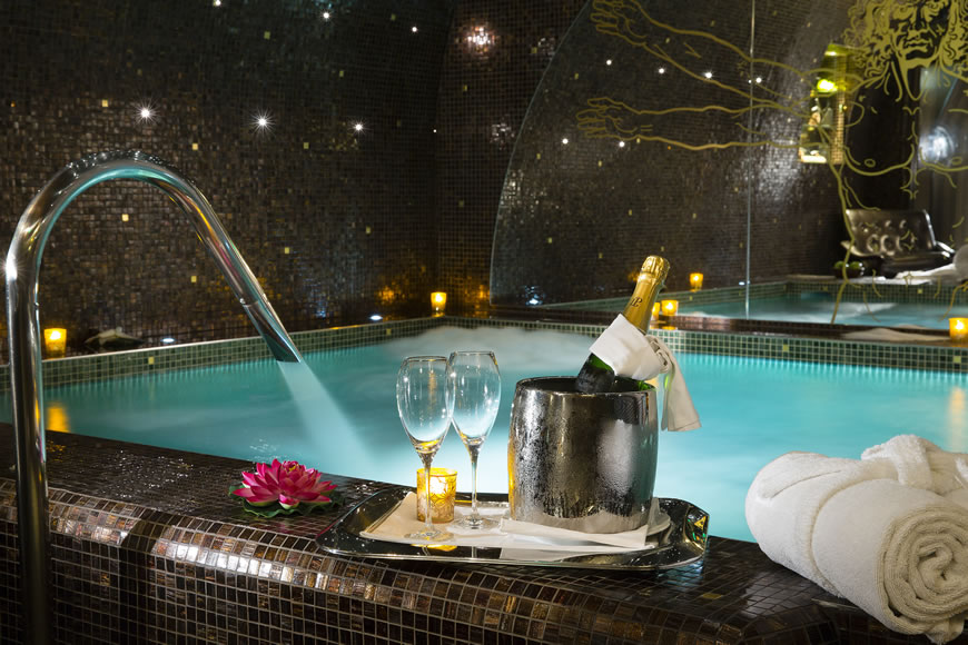 RELAXATION POOL 4