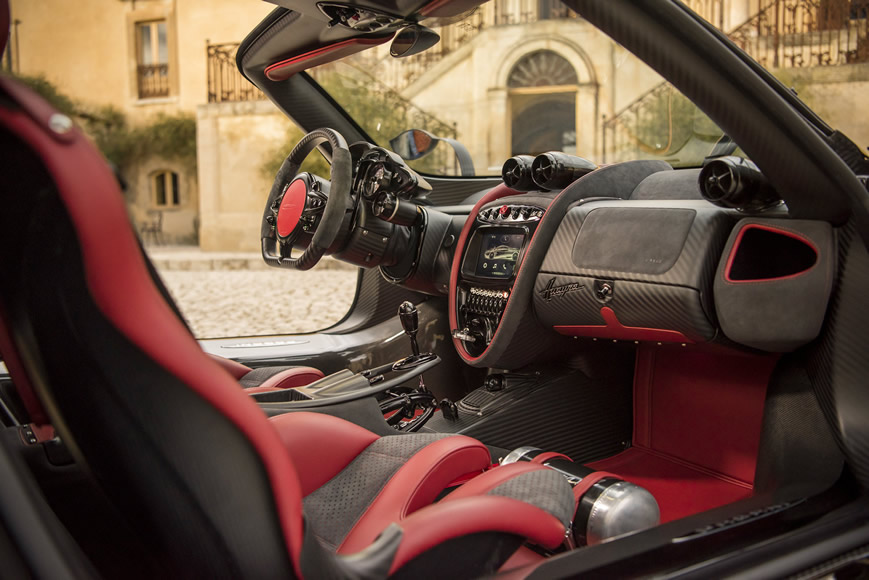 pagani-huaryra-bc-028-1