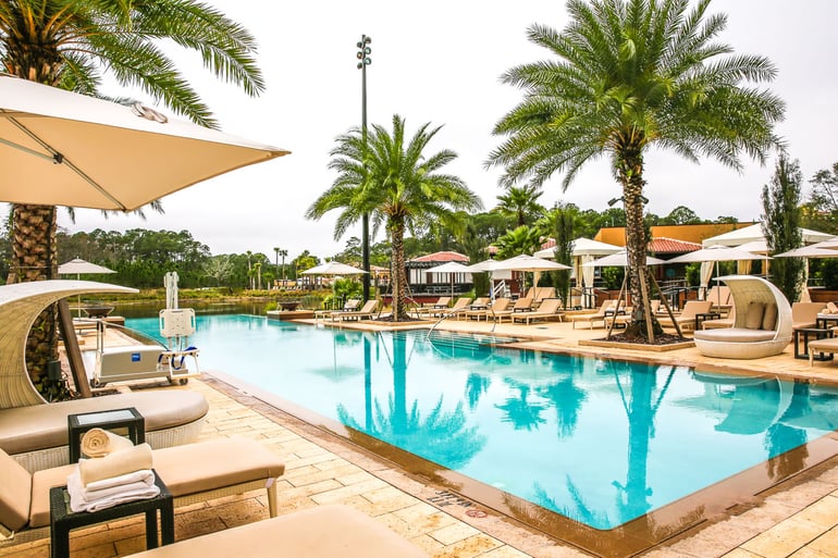 Four-Seasons-Disney-World-adult-pool2