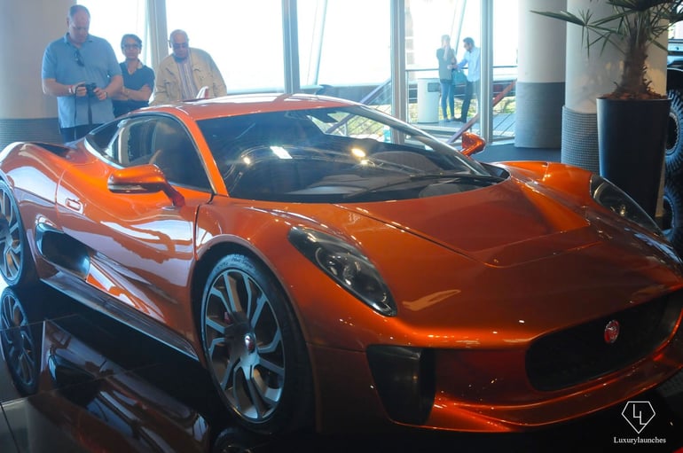 Top-Marques-Jaguar-007