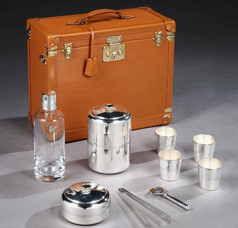 Louis_Vuitton_Traveling_Whisky_bar_1