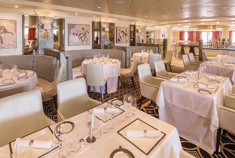 QM2-Verandah-Restaurant